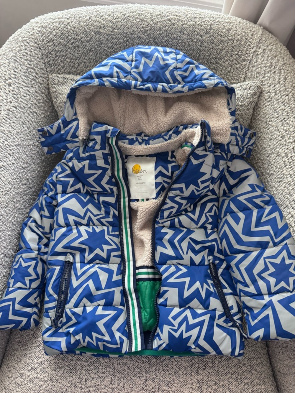 Mini Boden reflective star pattern waterproof puffer jacket 6/7